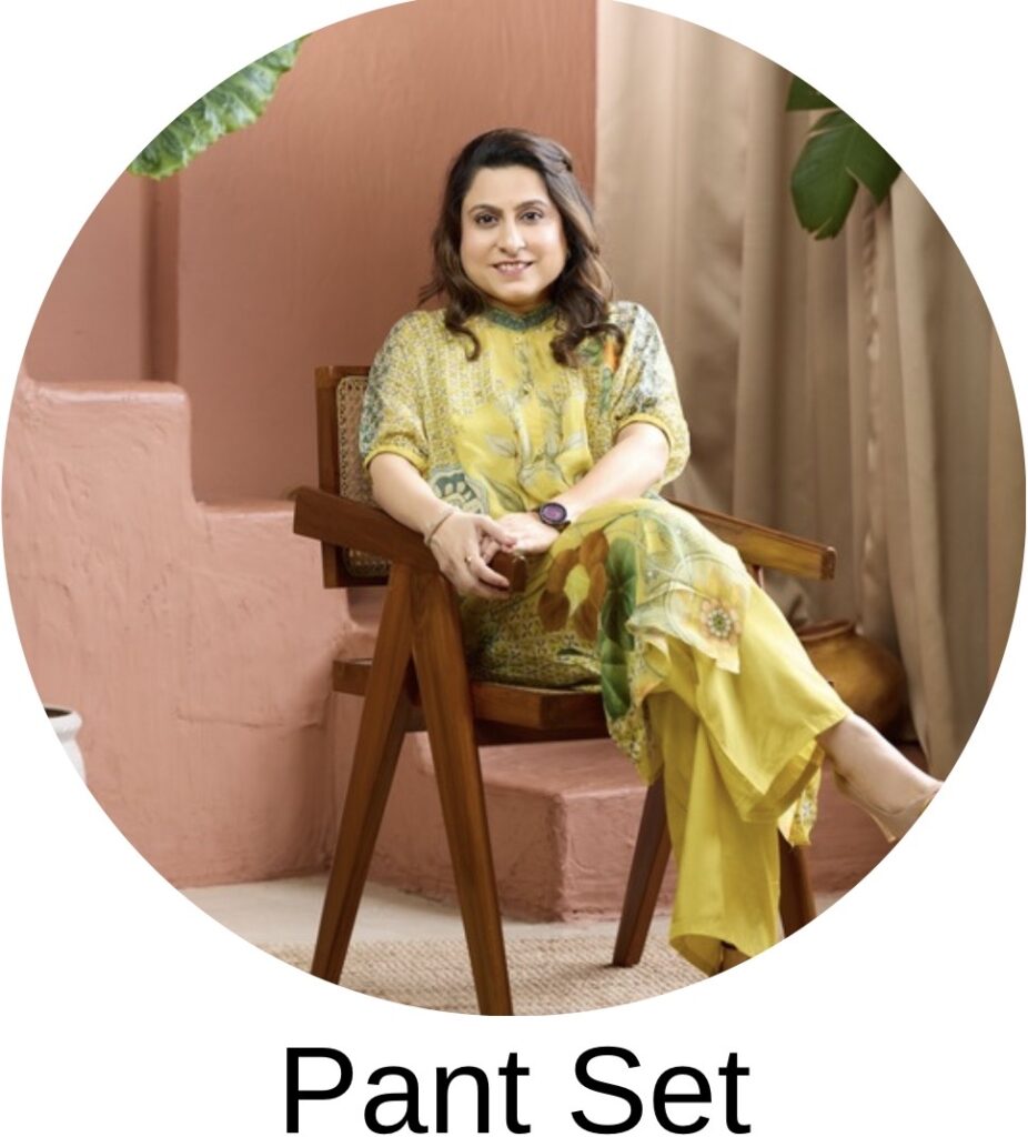 cotton set with side pleats blue & white